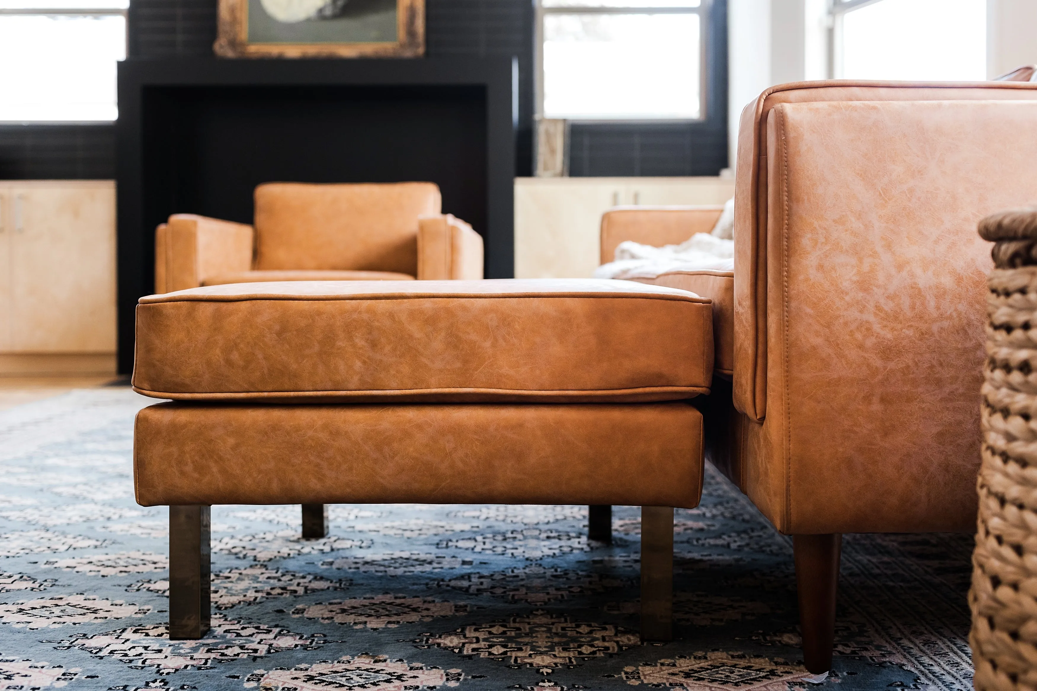 Albany Ottoman