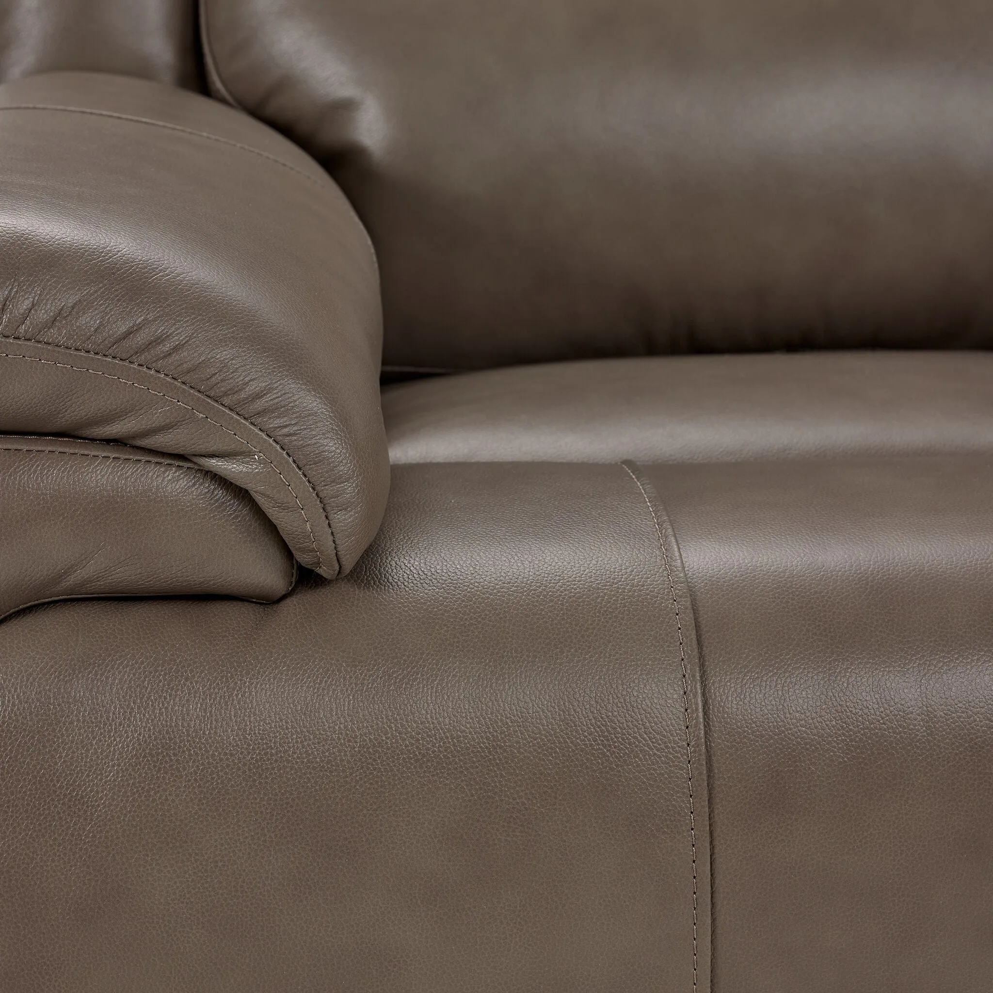 Allie Leather Dual Power Reclining Loveseat - Mocha