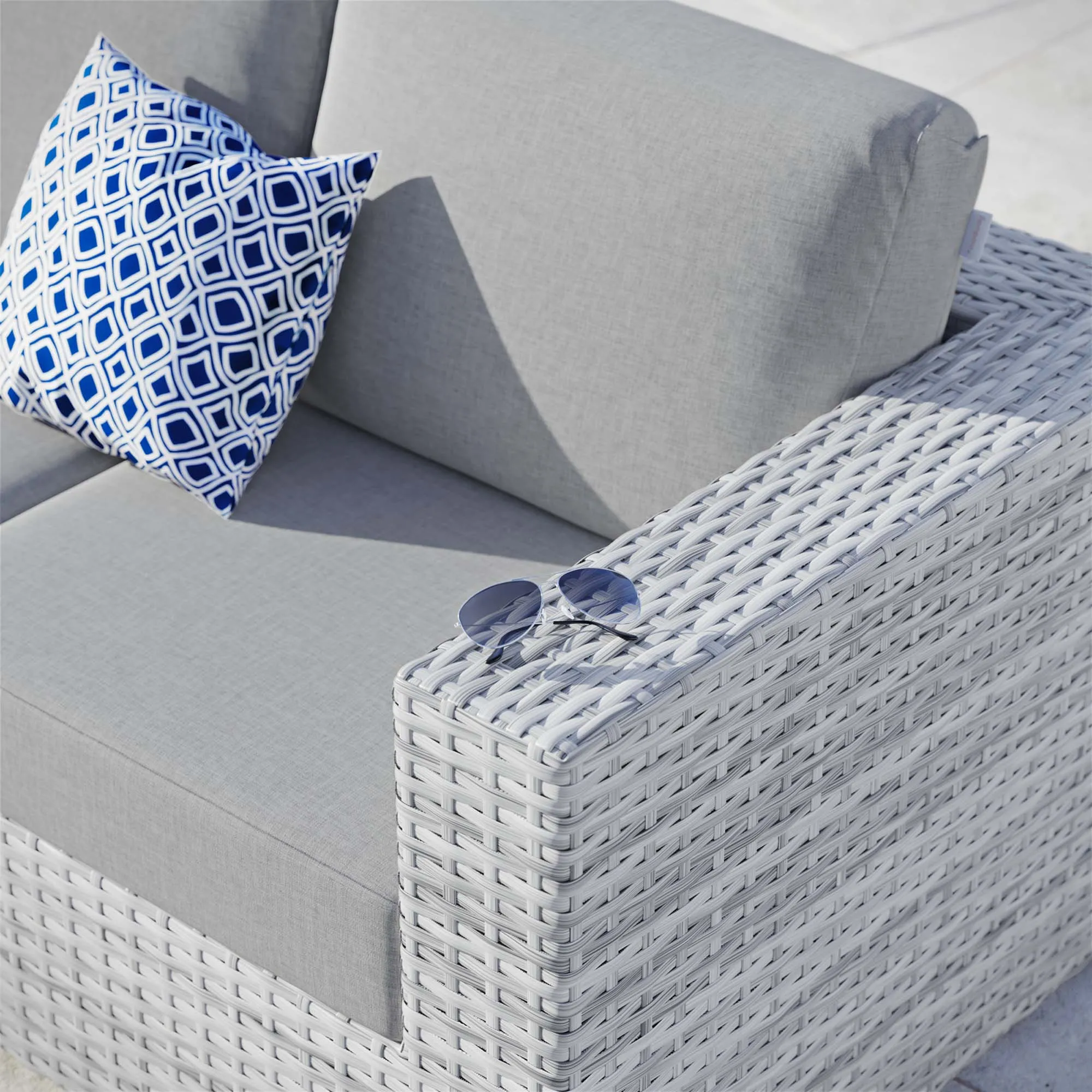 Convene Outdoor Patio Right-Arm Loveseat by Modway