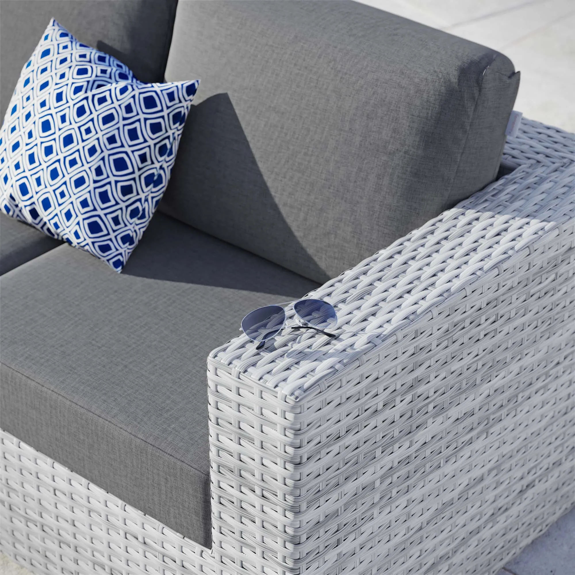 Convene Outdoor Patio Right-Arm Loveseat by Modway