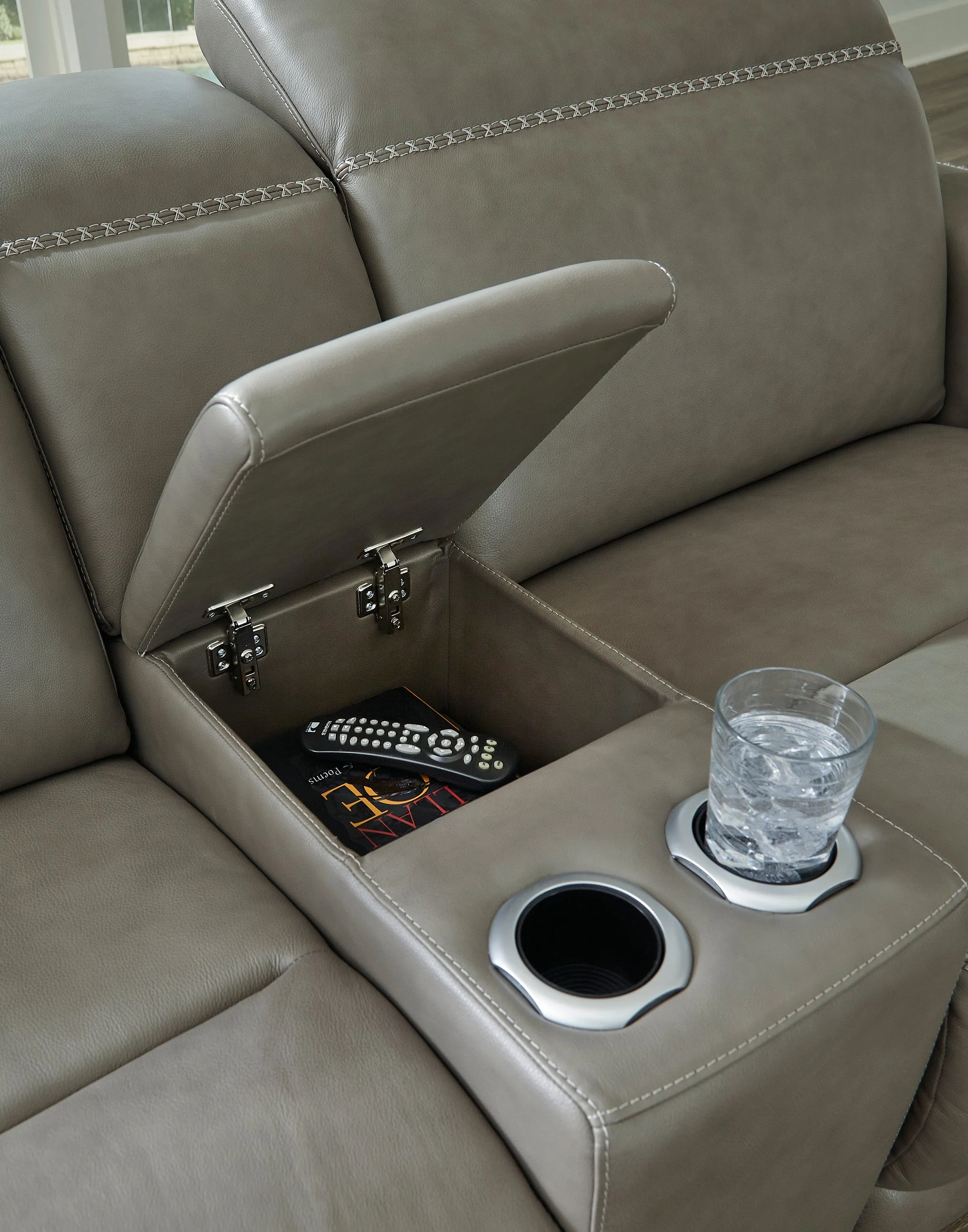 Cori 6 Piece Leather Reclining Sectional