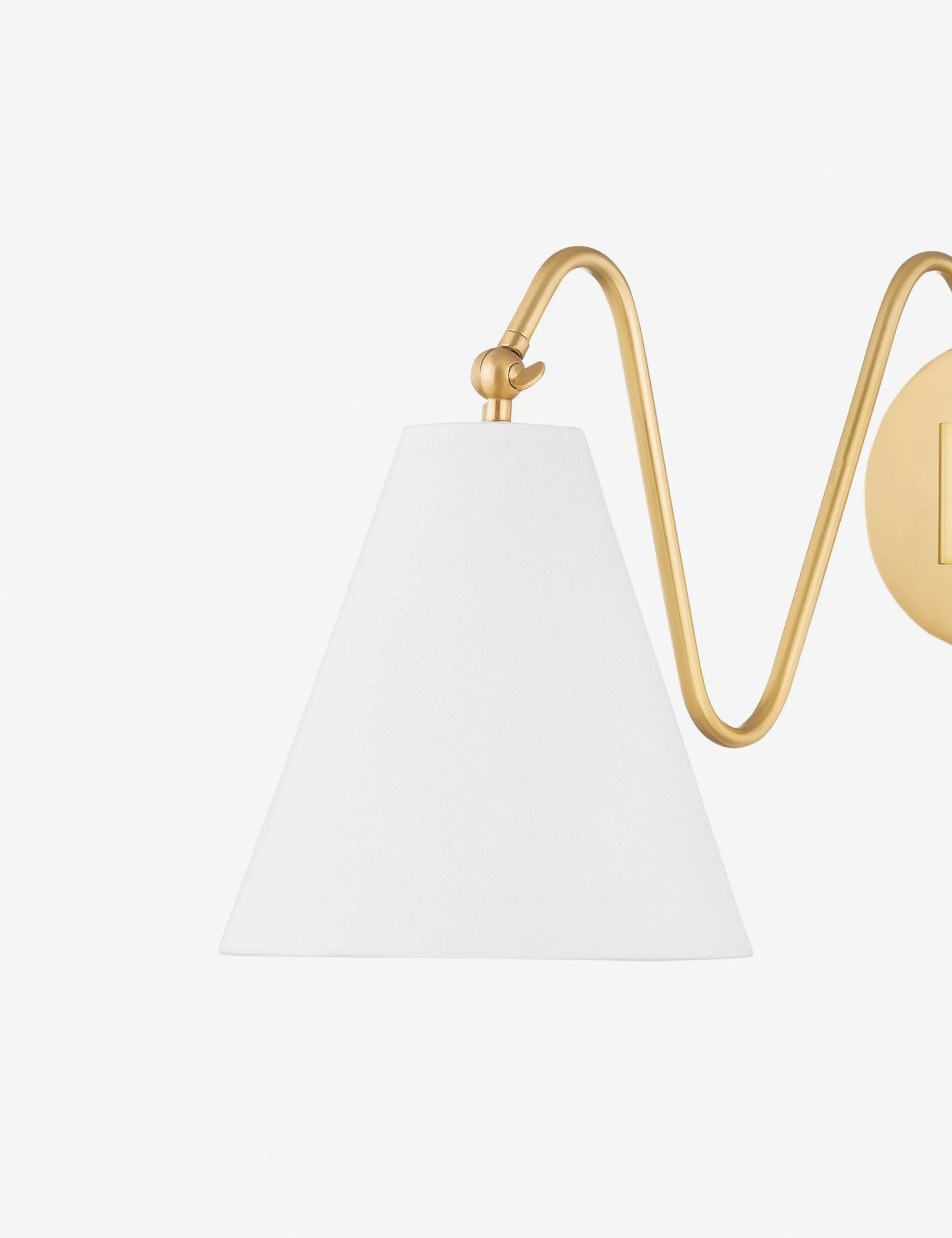Dellon Single Plug-In Sconce