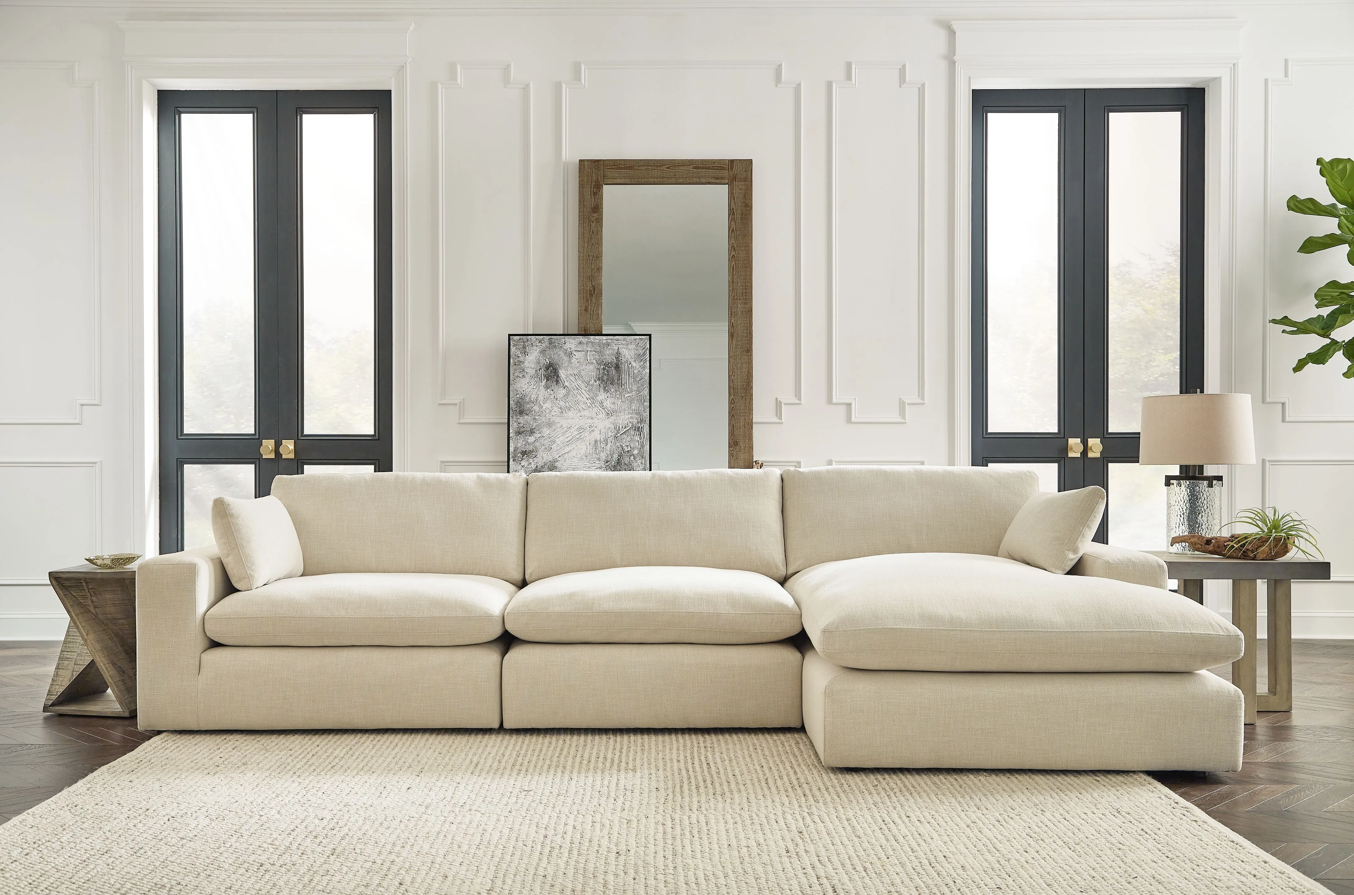 Elyza Sectional