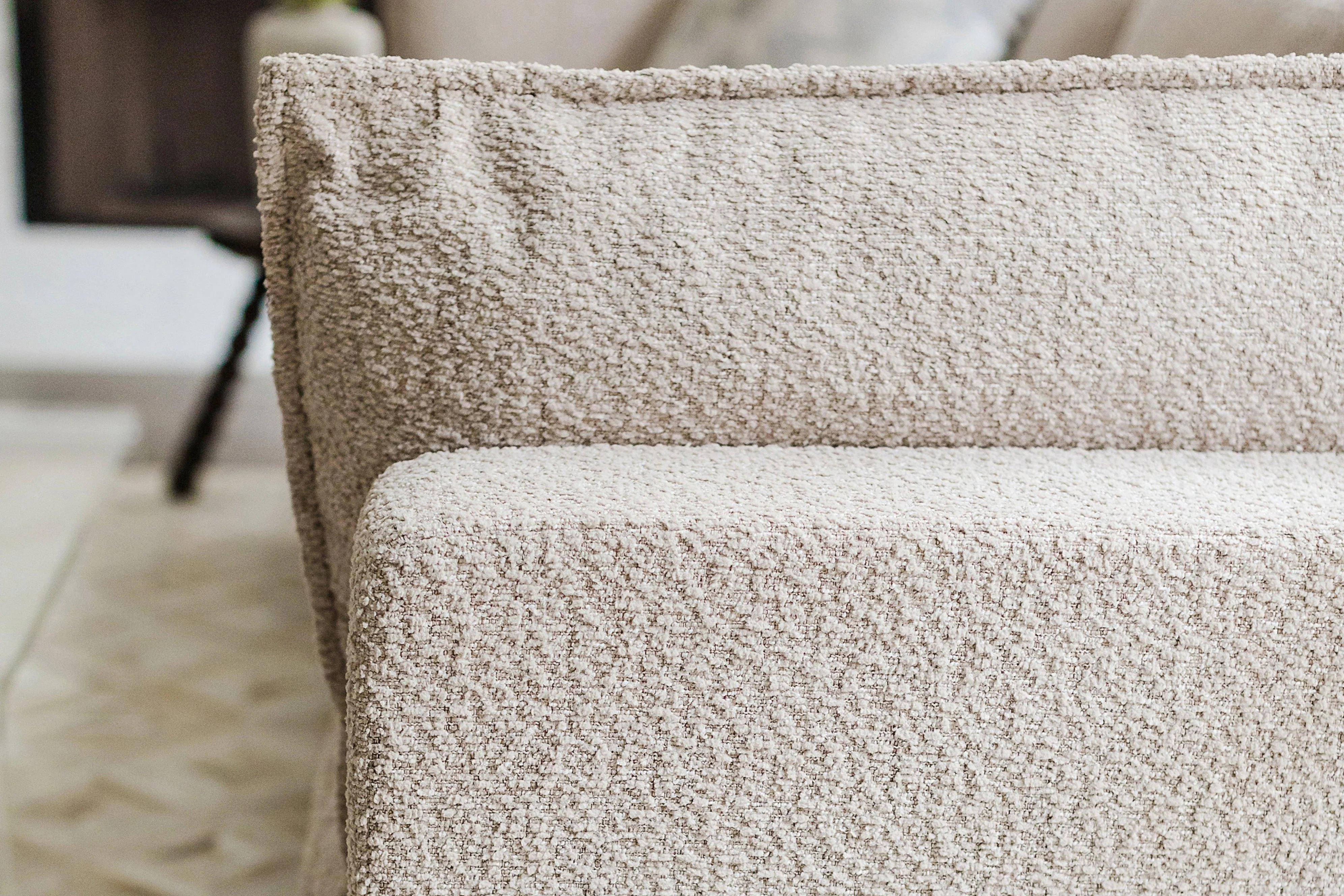 Kova Box Cushion Armless