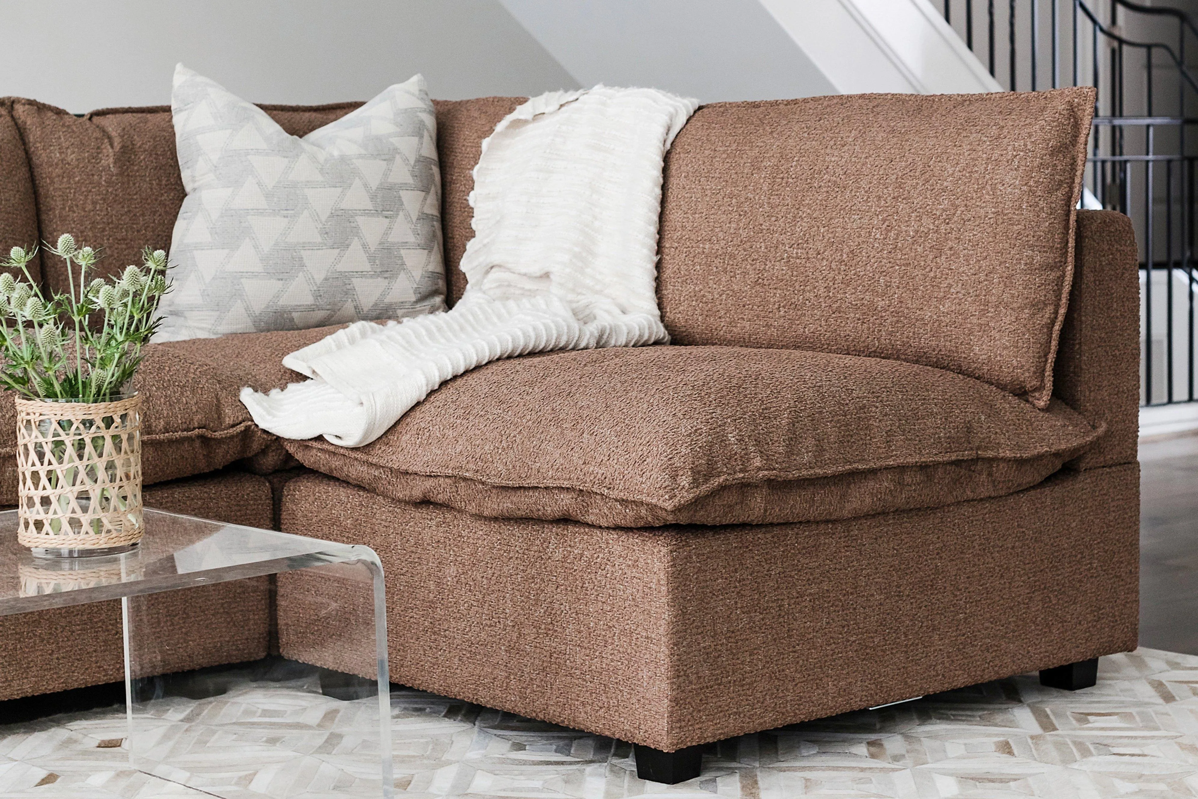 Kova Box Cushion Armless
