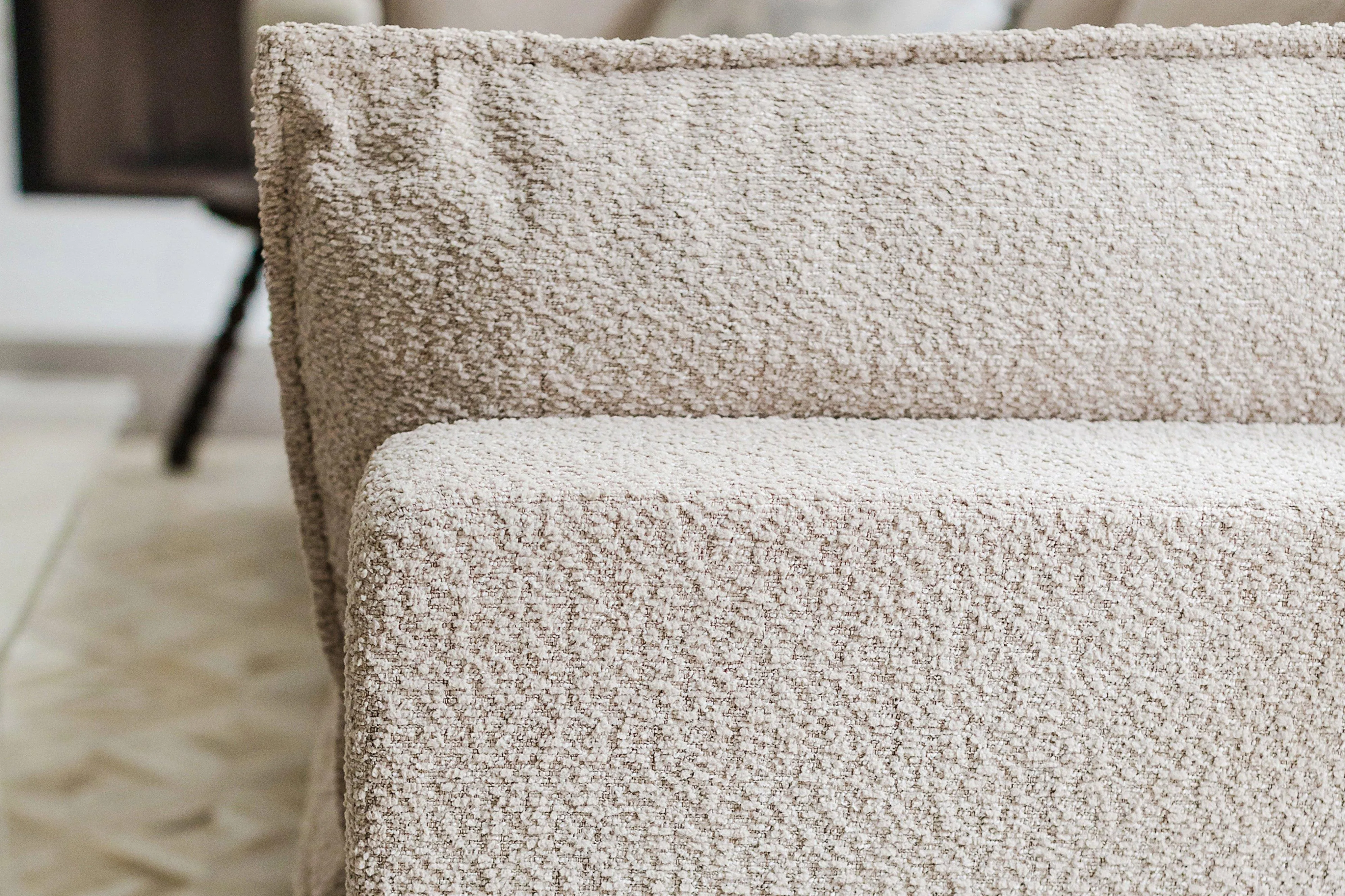 Kova Box Cushion Corner Sectional