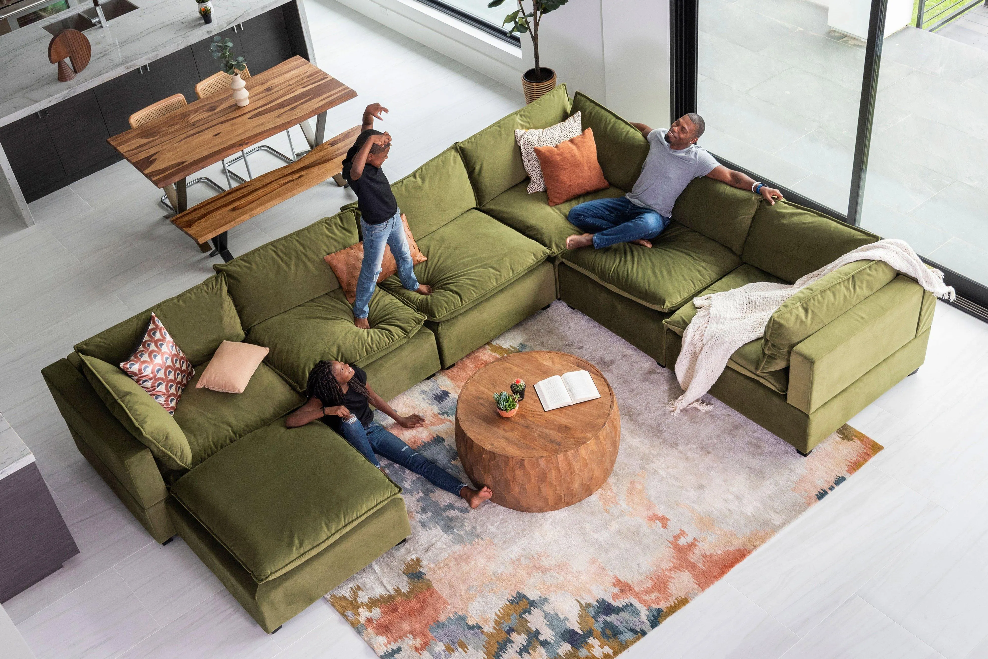 Kova Box Cushion Grand Corner   Ottoman