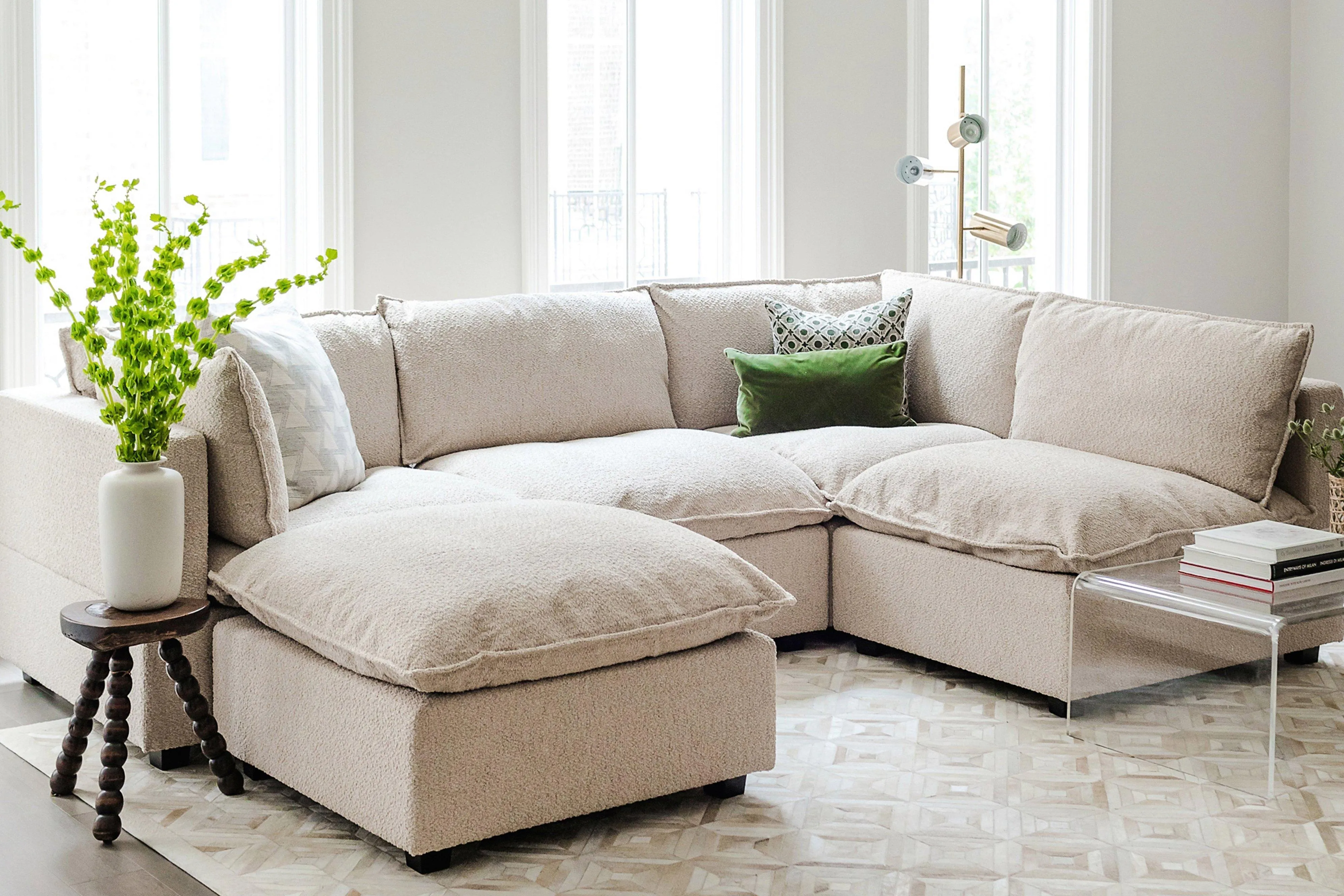 Kova Box Cushion L-Shape   Ottoman