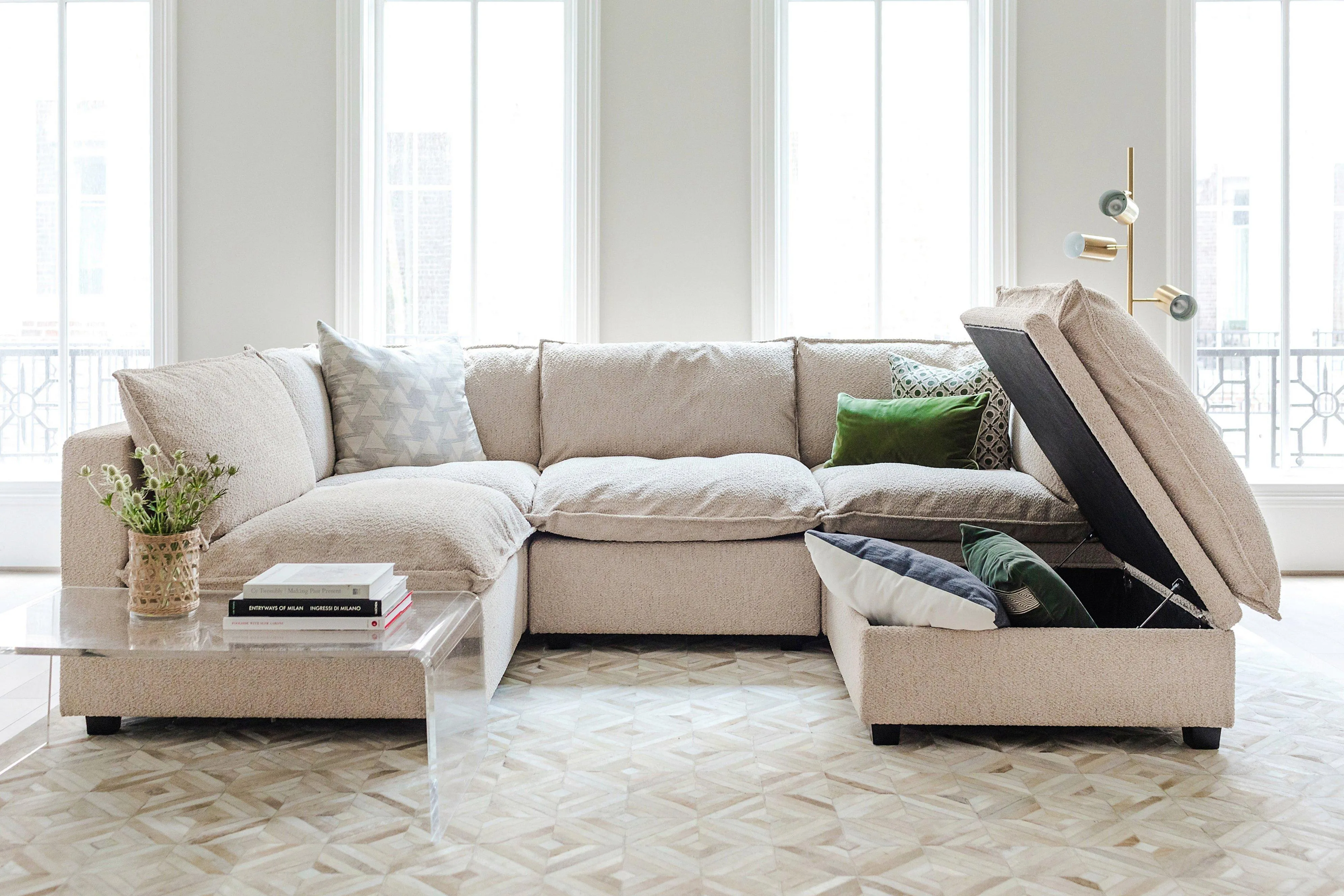 Kova Box Cushion L-Shape   Ottoman