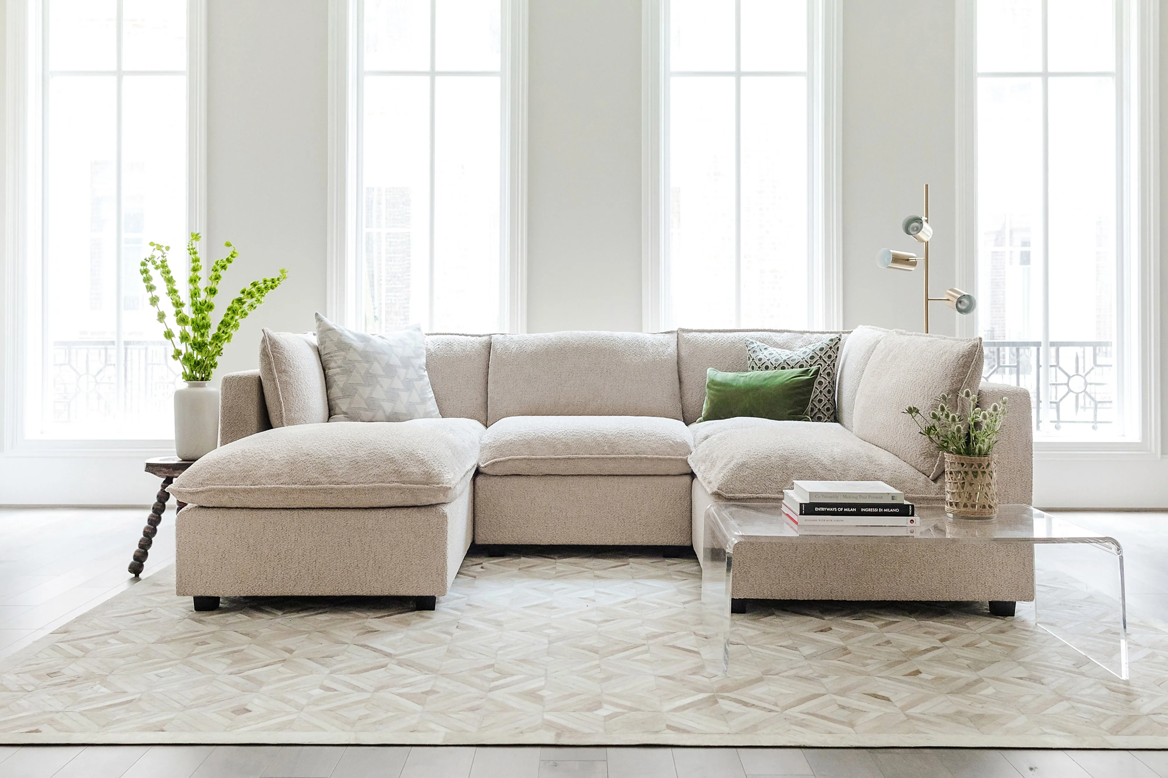 Kova Box Cushion L-Shape   Ottoman