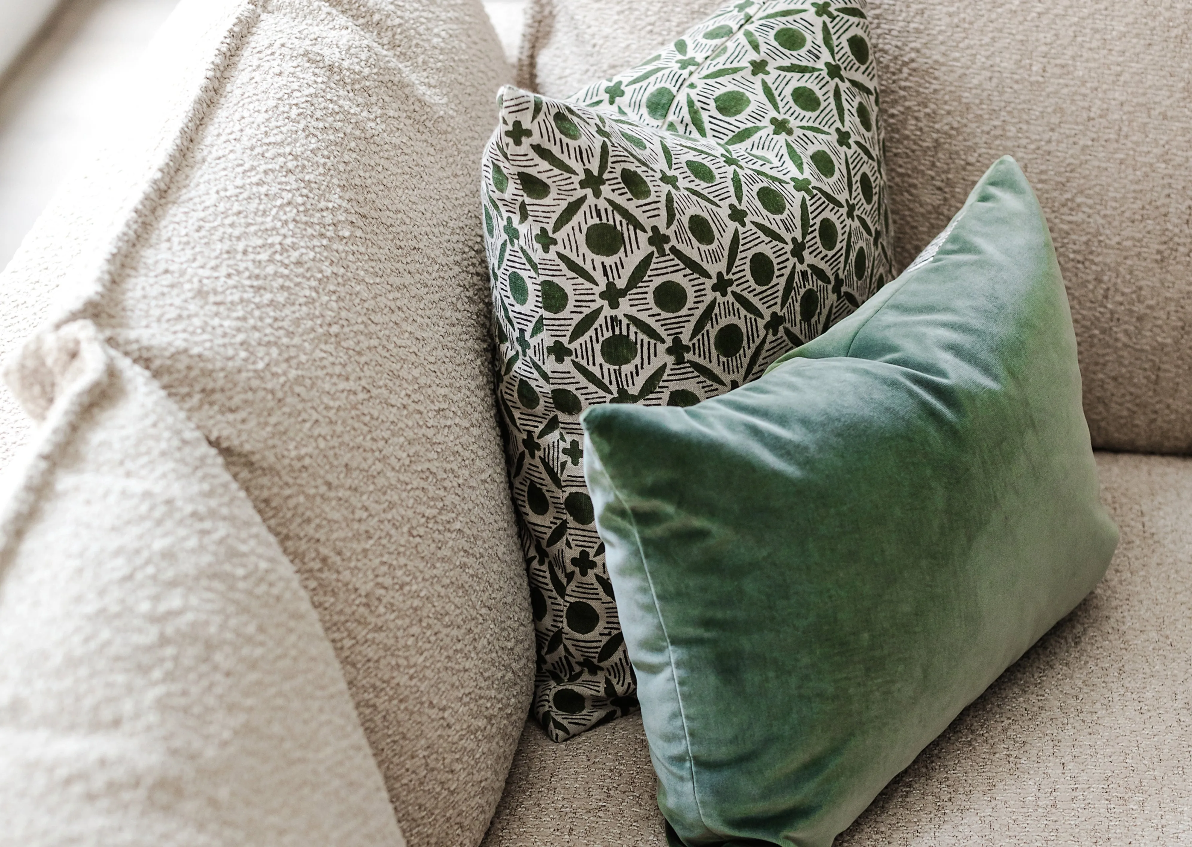 Kova Box Cushion L-Shape