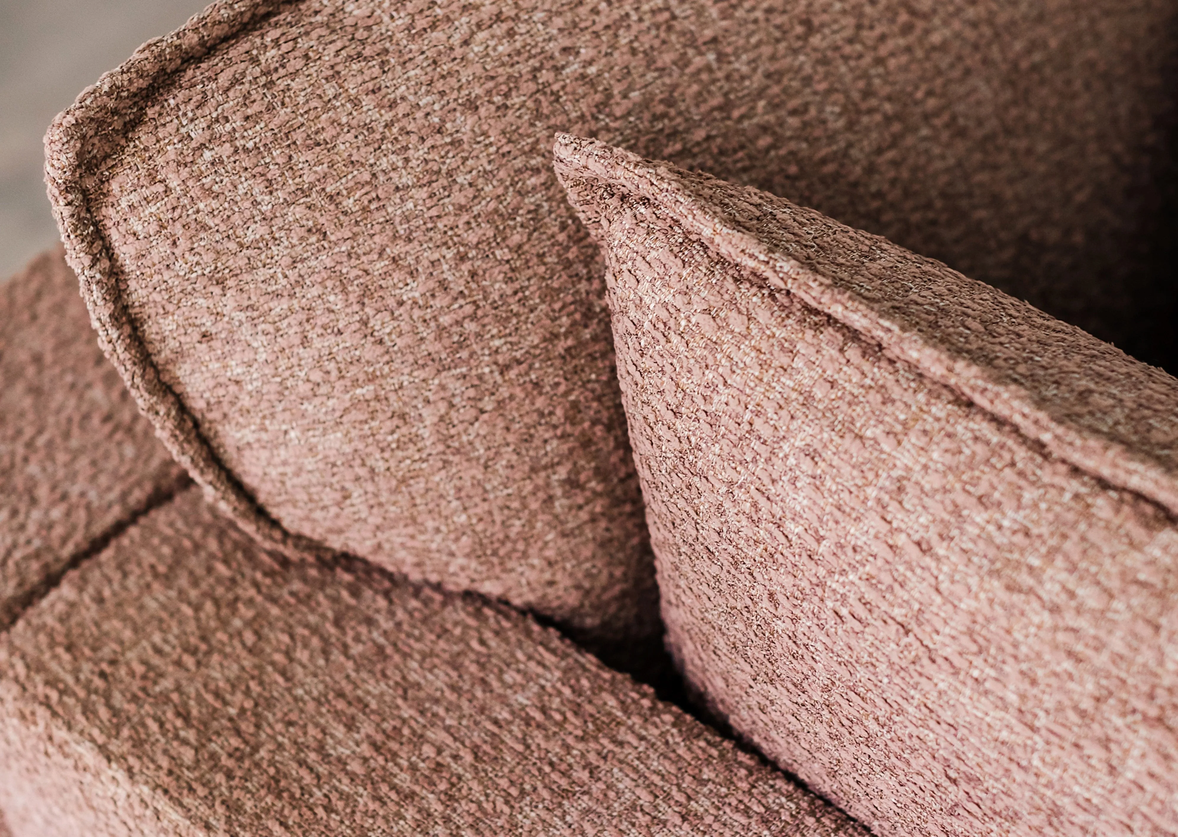 Kova Box Cushion L-Shape