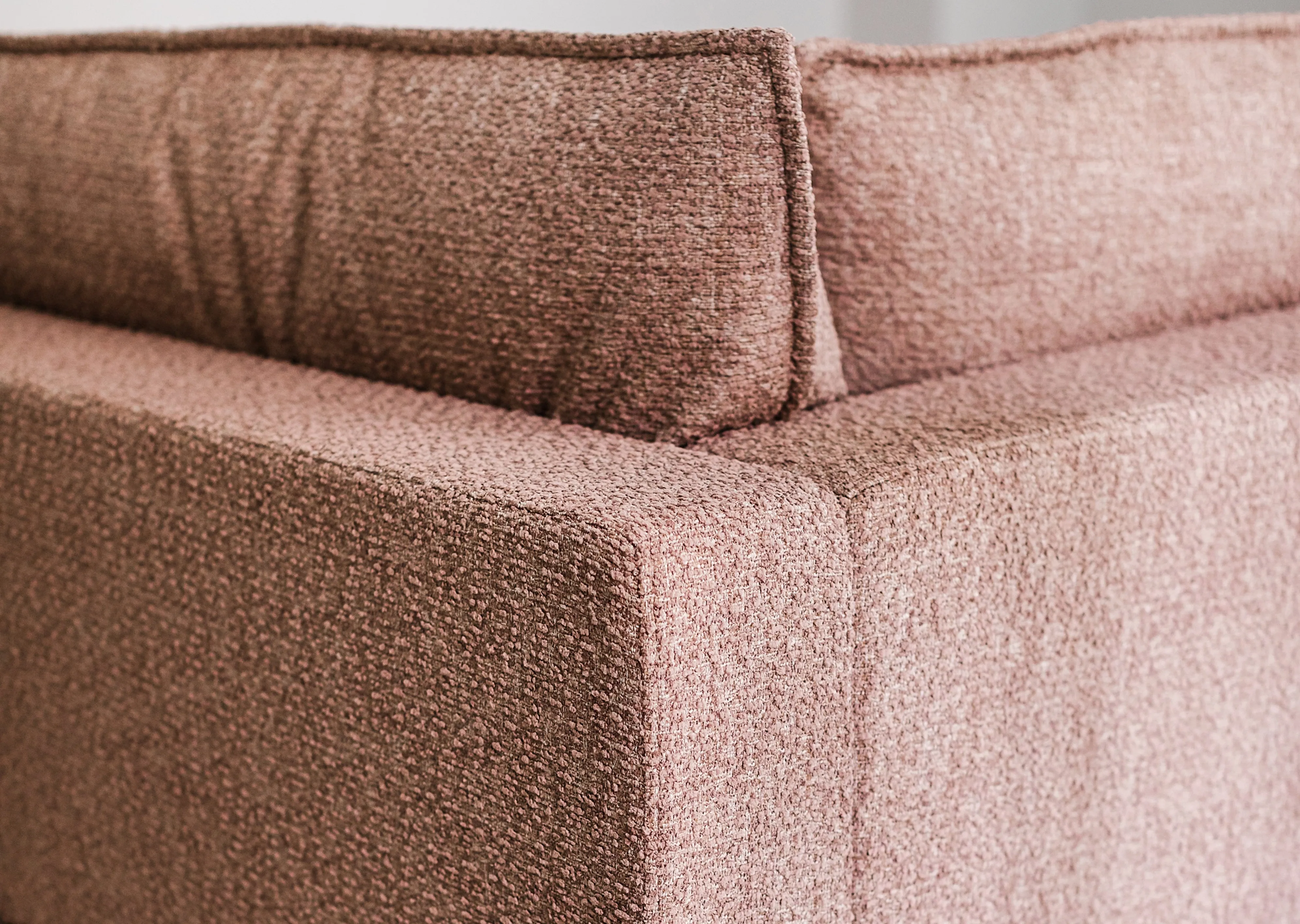Kova Box Cushion L-Shape