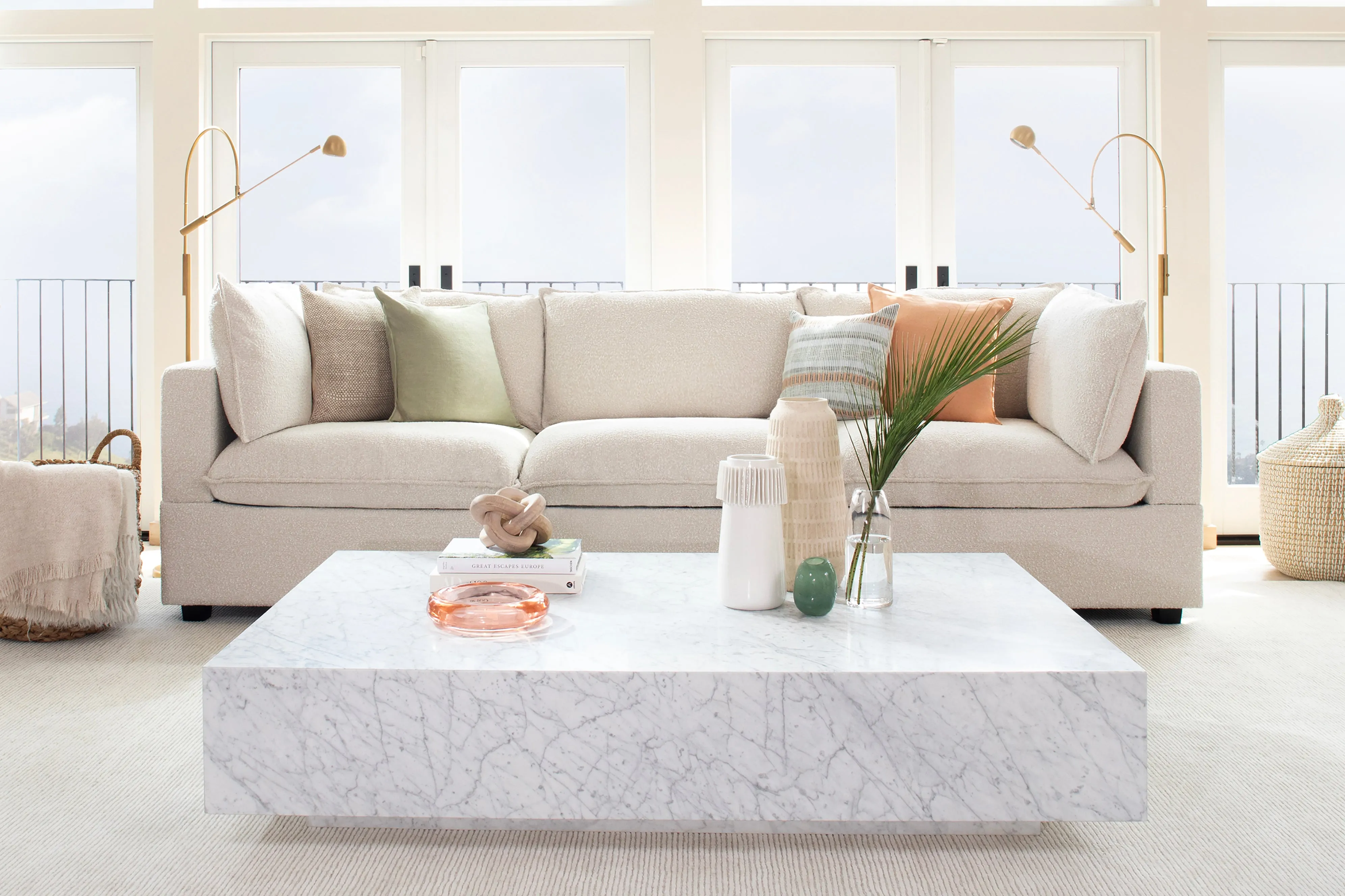 Kova Box Cushion Sofa 122"