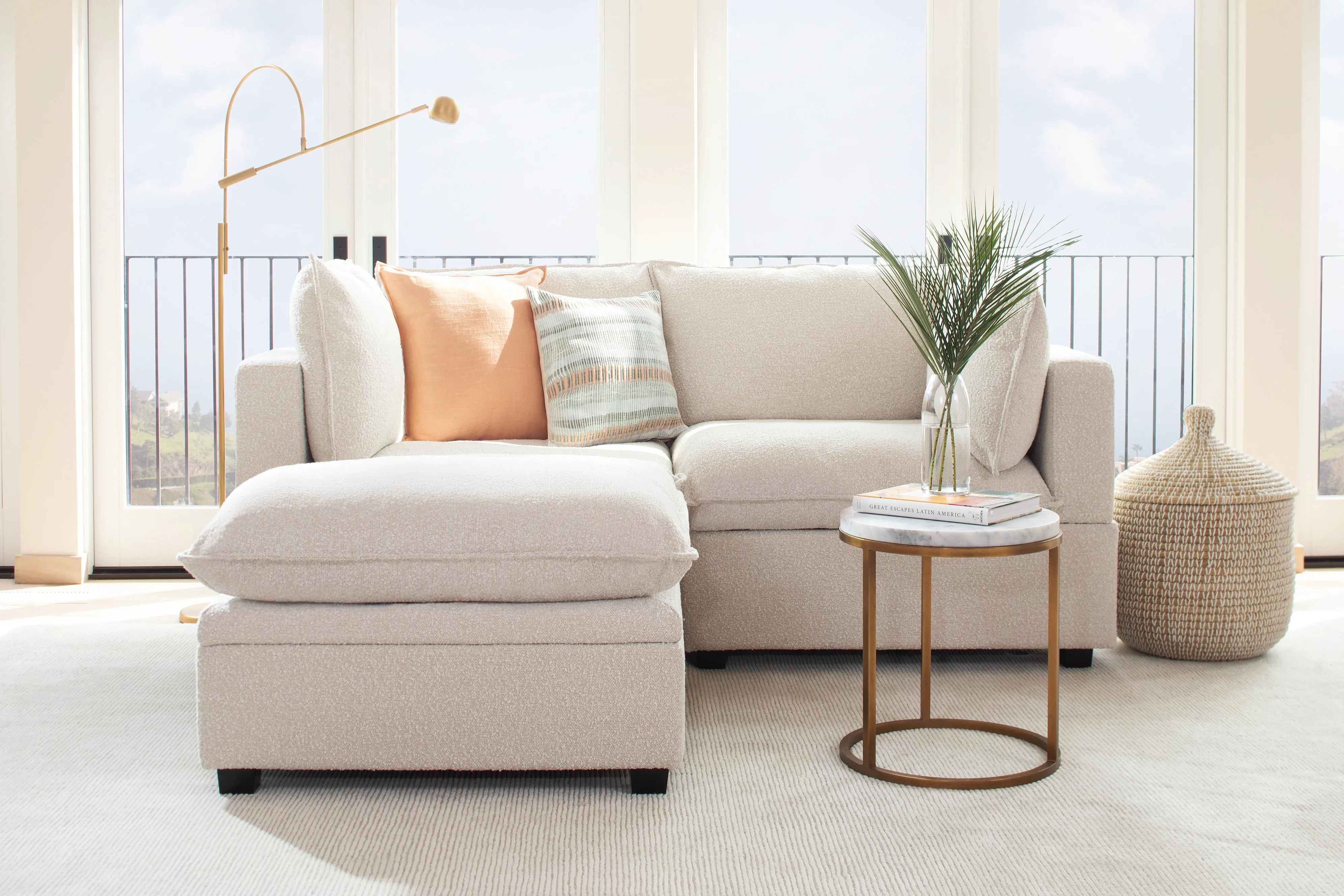 Kova Box Cushion Sofa 86"   Ottoman