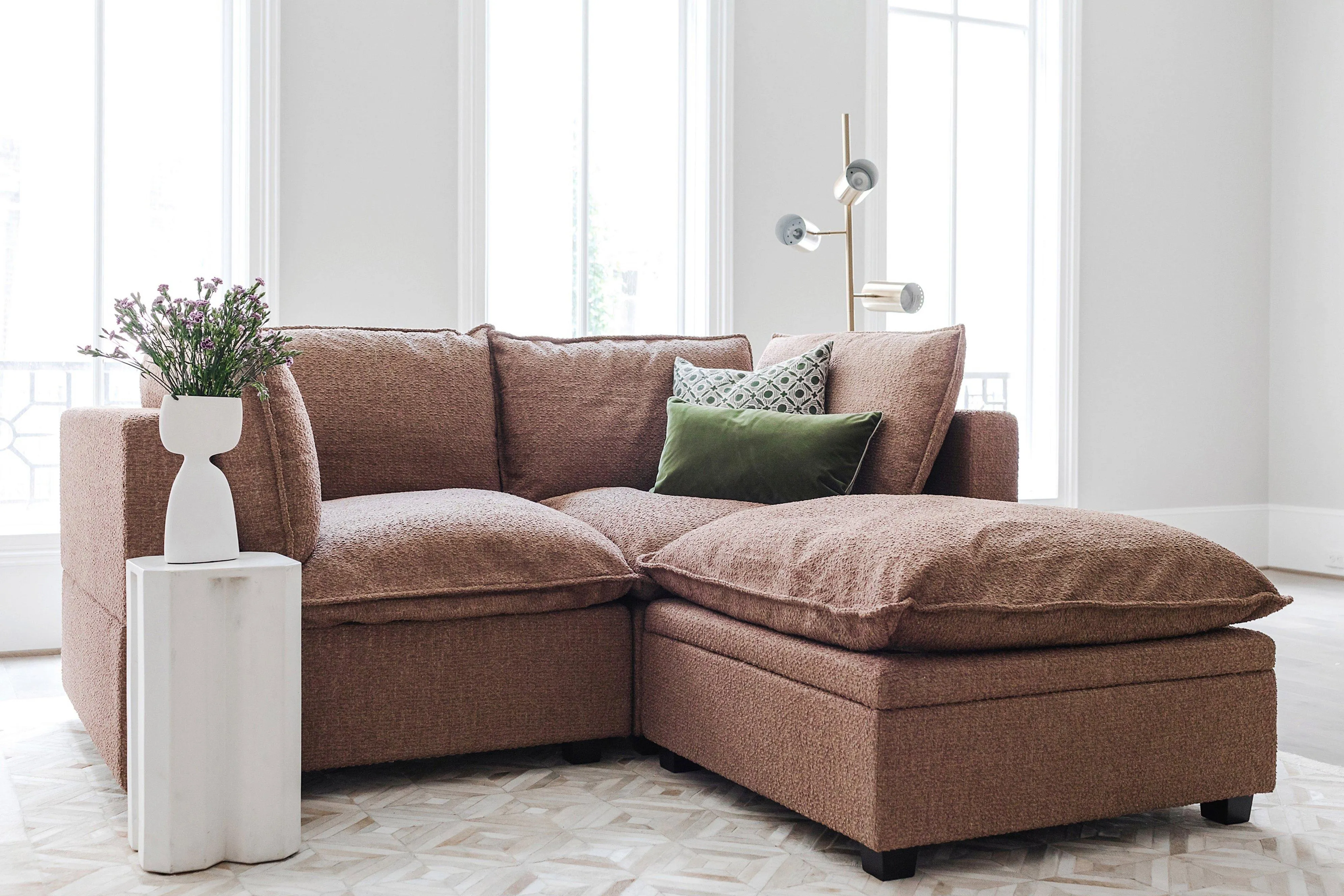 Kova Box Cushion Sofa 86"   Ottoman