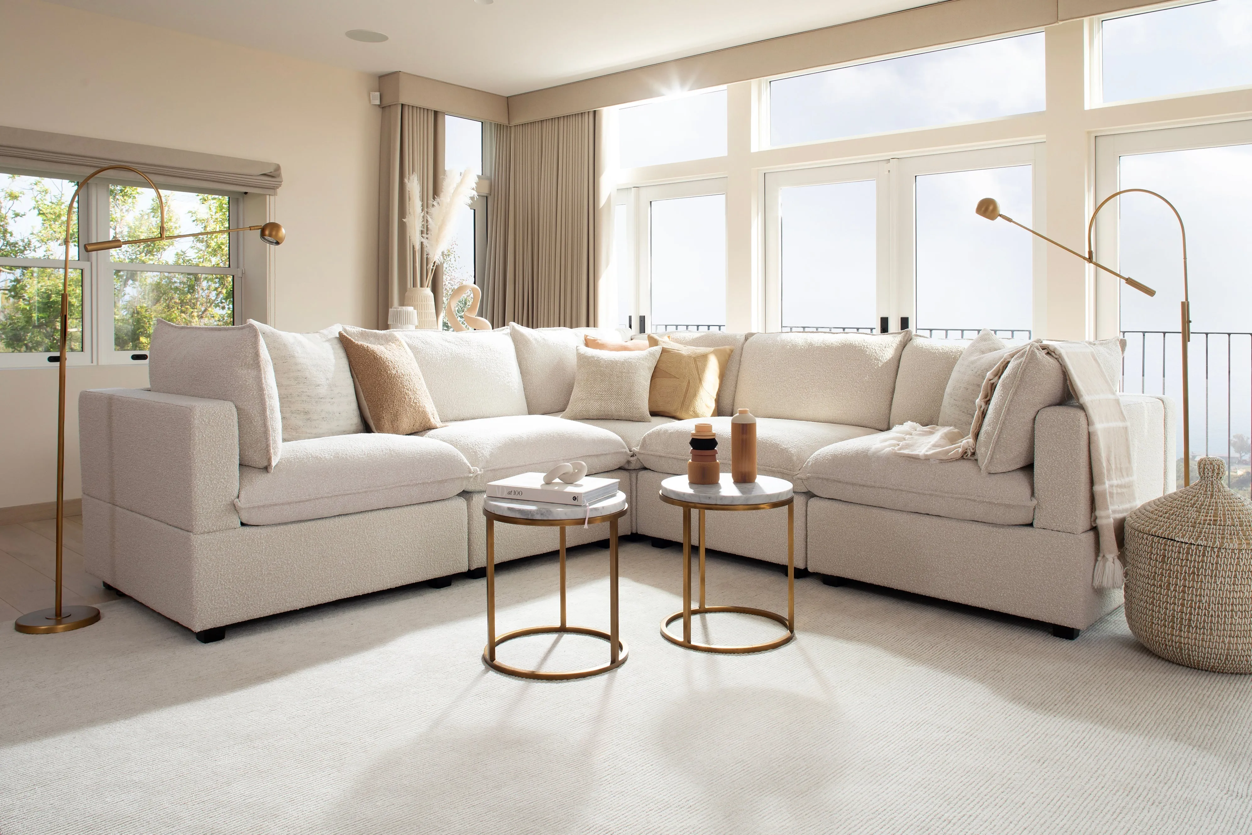 Kova Pillow Cushion Corner Sectional