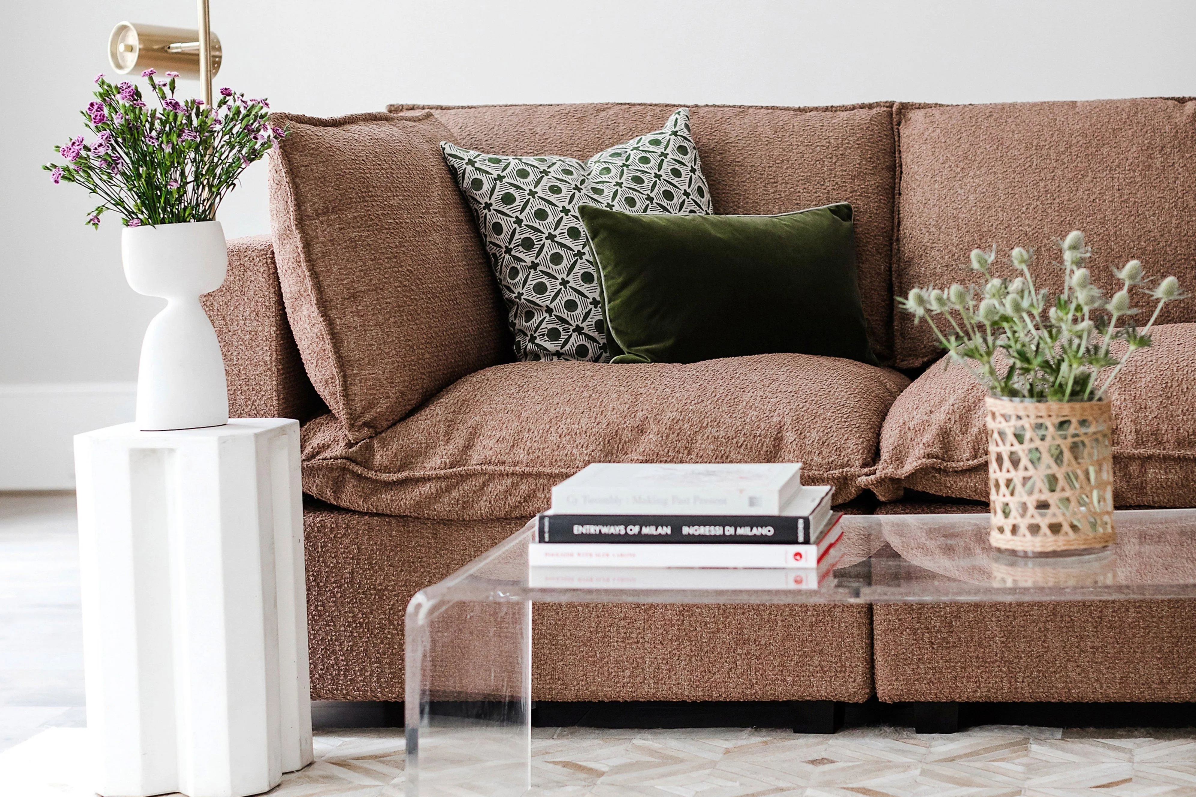 Kova Pillow Cushion Corner