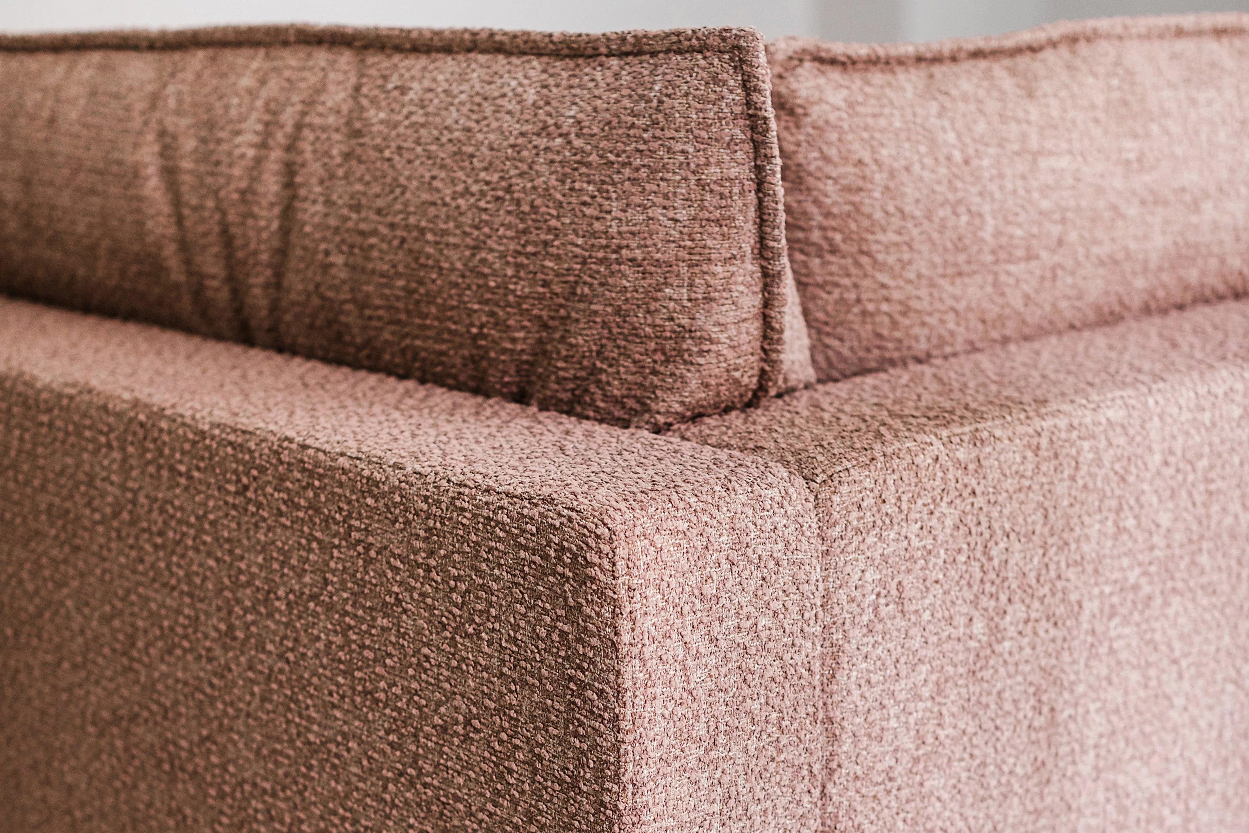 Kova Pillow Cushion Pit