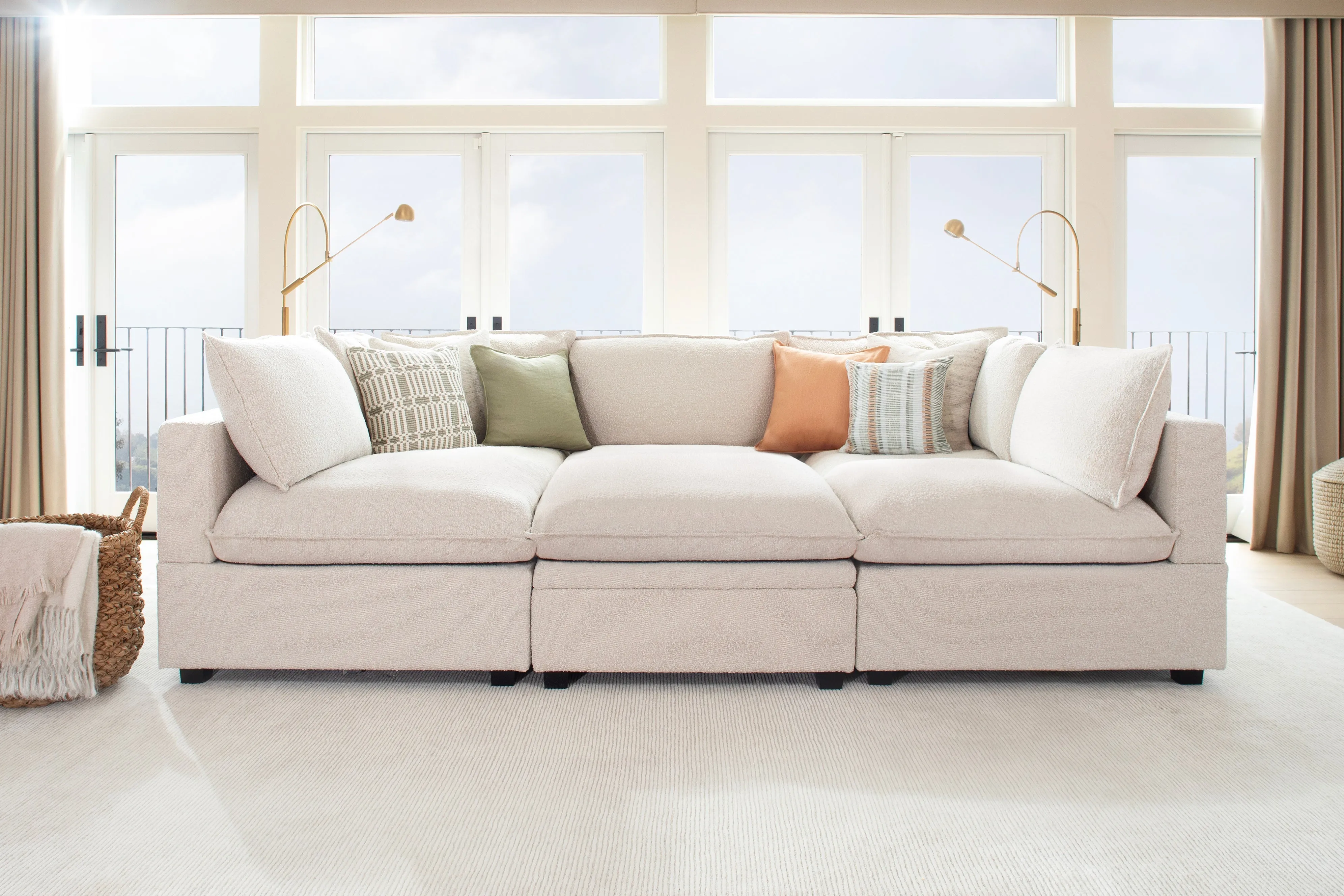 Kova Pillow Cushion Pit