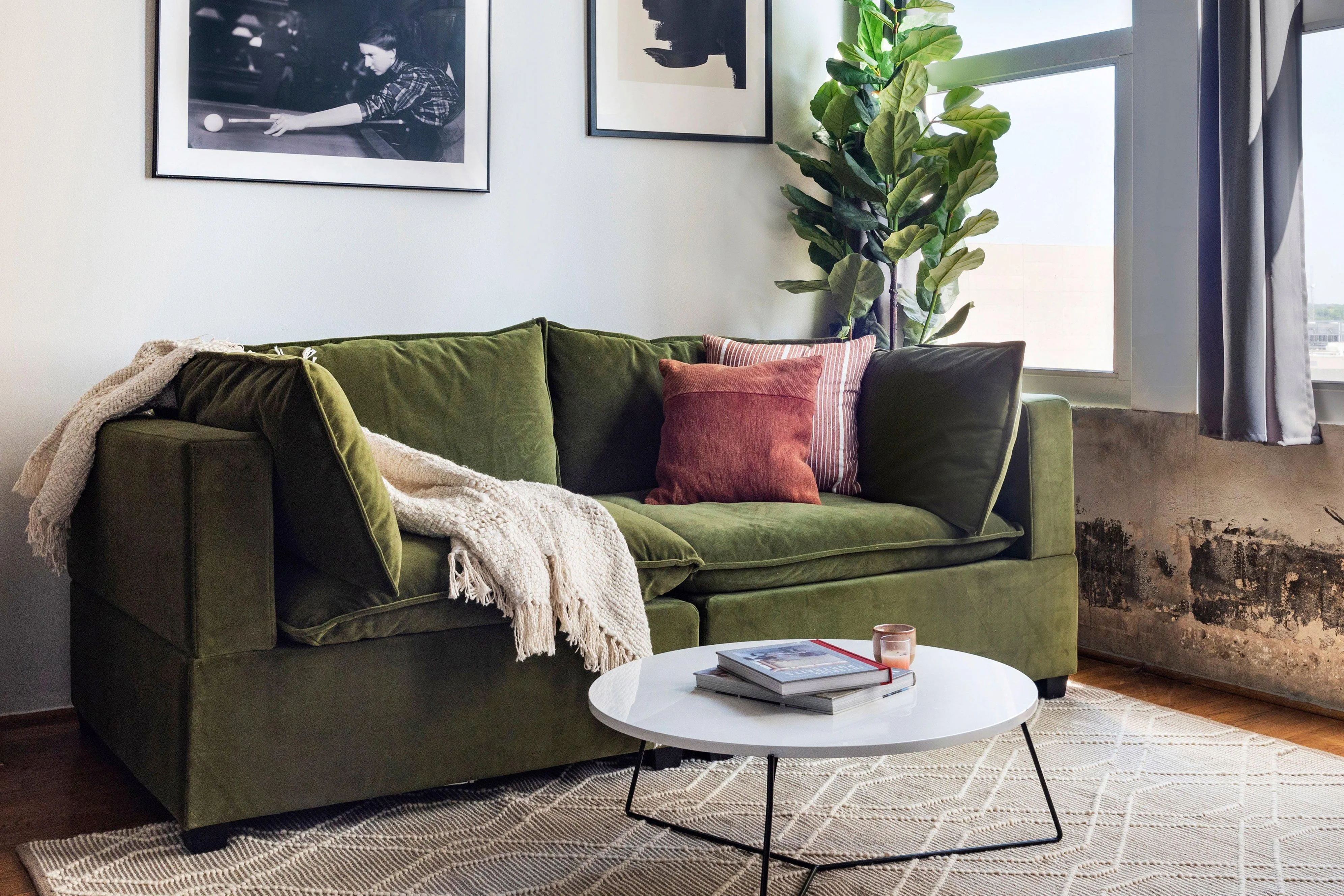 Kova Pillow Cushion Sofa 86"