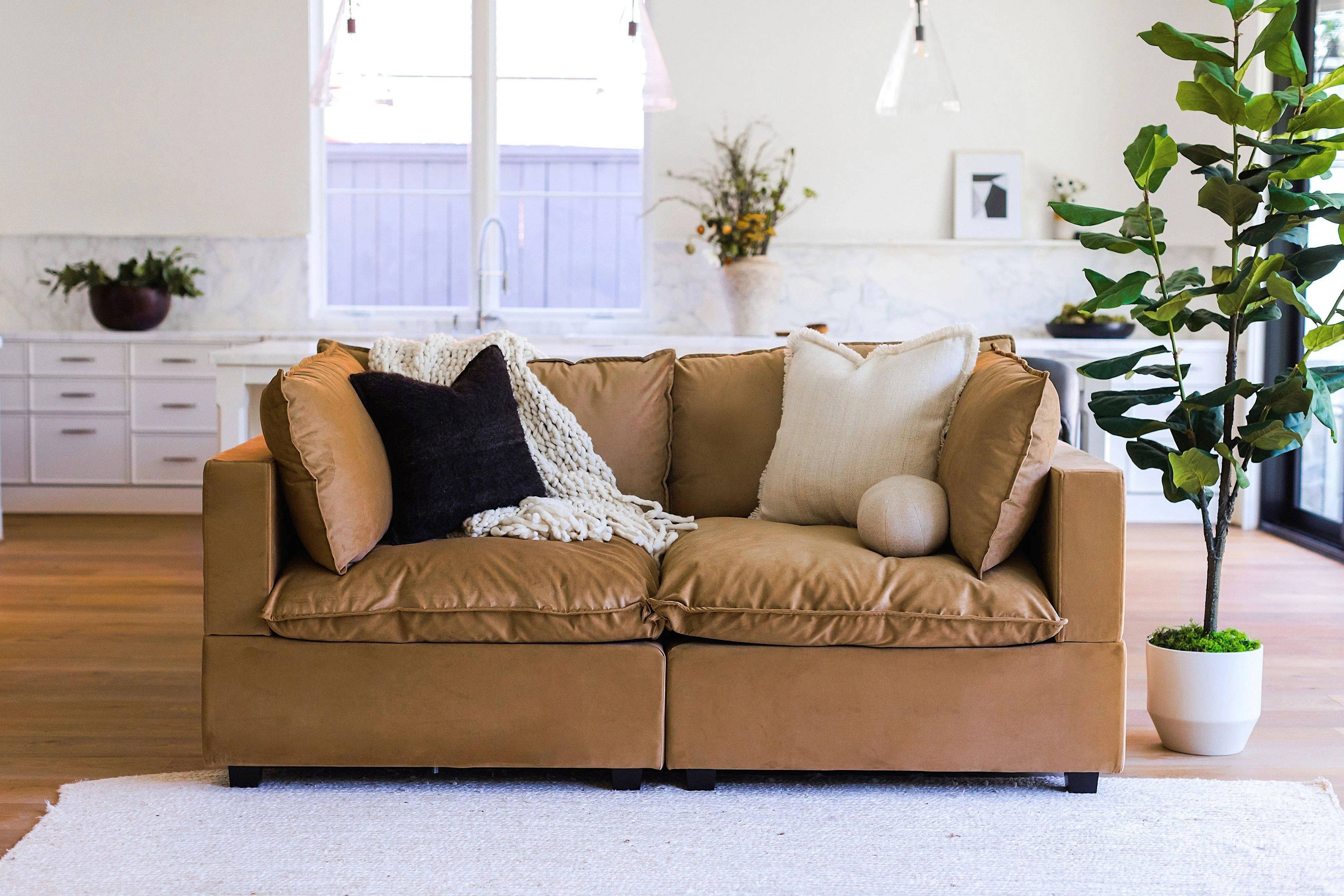 Kova Pillow Cushion Sofa 86"