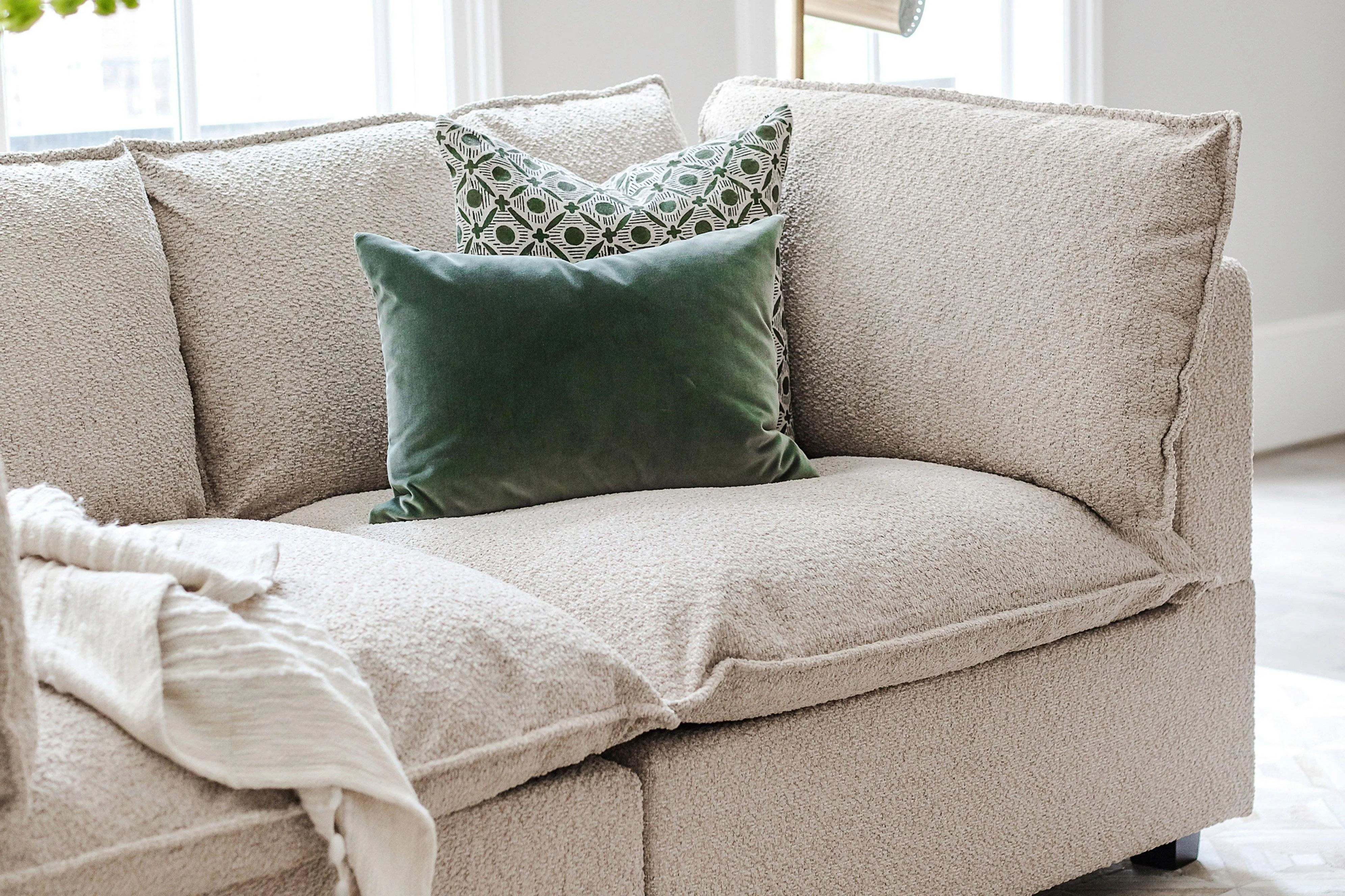 Kova Pillow Cushion Sofa 86"
